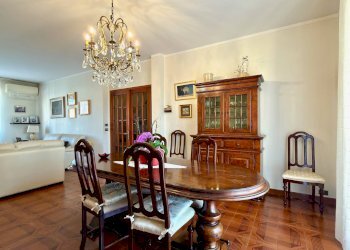 Foto 9 - Villa a Schiera Via Bogliaco
 
33, Desenzano del Garda - foto 9