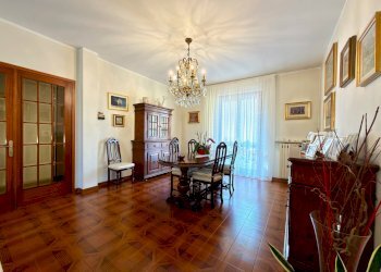 Foto 12 - Villa a Schiera Via Bogliaco
 
33, Desenzano del Garda - foto 12