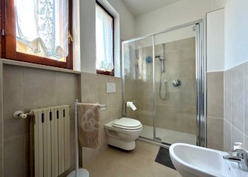 Foto 21 - Villa a Schiera Via Bogliaco
 
33, Desenzano del Garda - foto 21