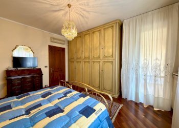 Foto 29 - Villa a Schiera Via Bogliaco
 
33, Desenzano del Garda - foto 29