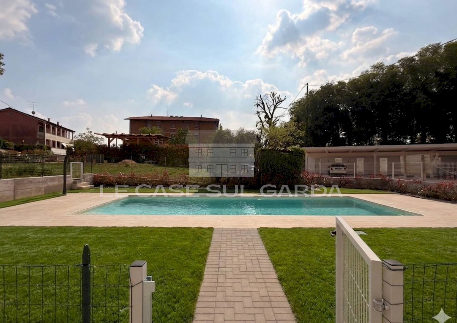 Foto 1 - Trilocale Via Frassino
 
18, Peschiera del Garda - foto 1