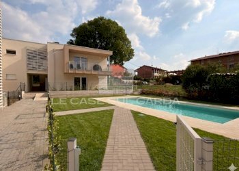 Foto 5 - Trilocale Via Frassino
 
18, Peschiera del Garda - foto 5