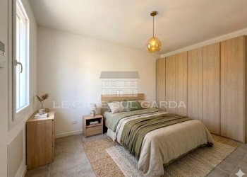 Foto 16 - Trilocale Via Frassino
 
18, Peschiera del Garda - foto 16