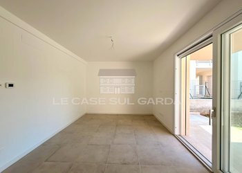 Foto 23 - Trilocale Via Frassino
 
18, Peschiera del Garda - foto 23