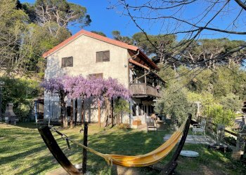 Foto 2 - Casa indipendente Via San Bartolomeo del Bosco
108, Savona - foto 2