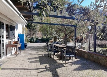 Foto 1 - Casa indipendente Via San Bartolomeo del Bosco
108, Savona - foto 1