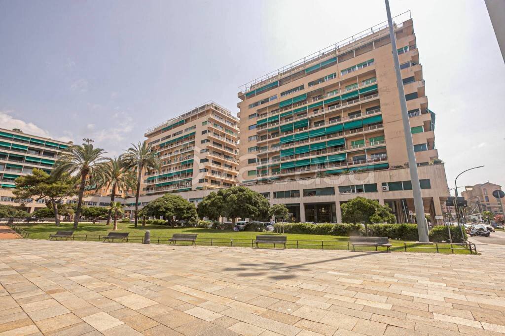 Foto 1 - Locale Commerciale Piazza Rossetti, Genova - foto 1