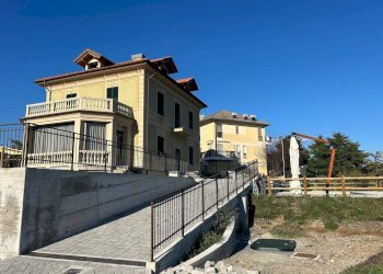 Foto 4 - Appartamento Via Costa Favareto
 
4, Genova - foto 4