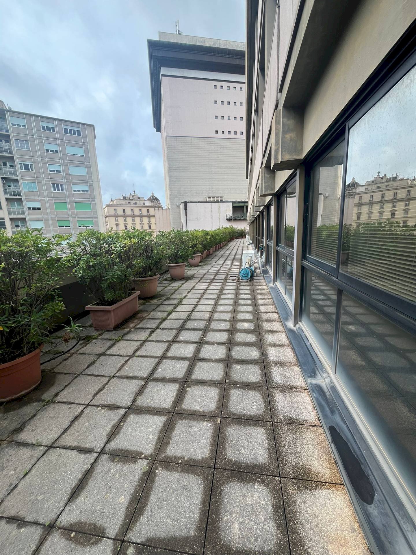 Foto 1 - Office Piazza Piccapietra
 
9, Genova - photo 1