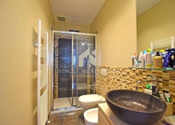 Foto 19 - Four-room apartment Via Roma
 
4, Ospedaletti - photo 19