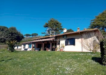 Foto 16 - Villa Via di Rocca Romana
 
329, Sutri - photo 16