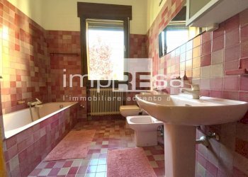 Bagno principale - Casa indipendente Via Altino, Treviso - foto 11