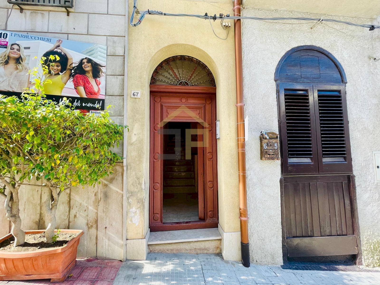 Foto 2 - Appartamento Via Roma
 
67, Castellammare del Golfo - foto 2