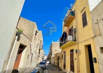 Foto 1 - Casa semi indipendente Via Nicolò Vivona
 
48, Castellammare del Golfo - foto 1