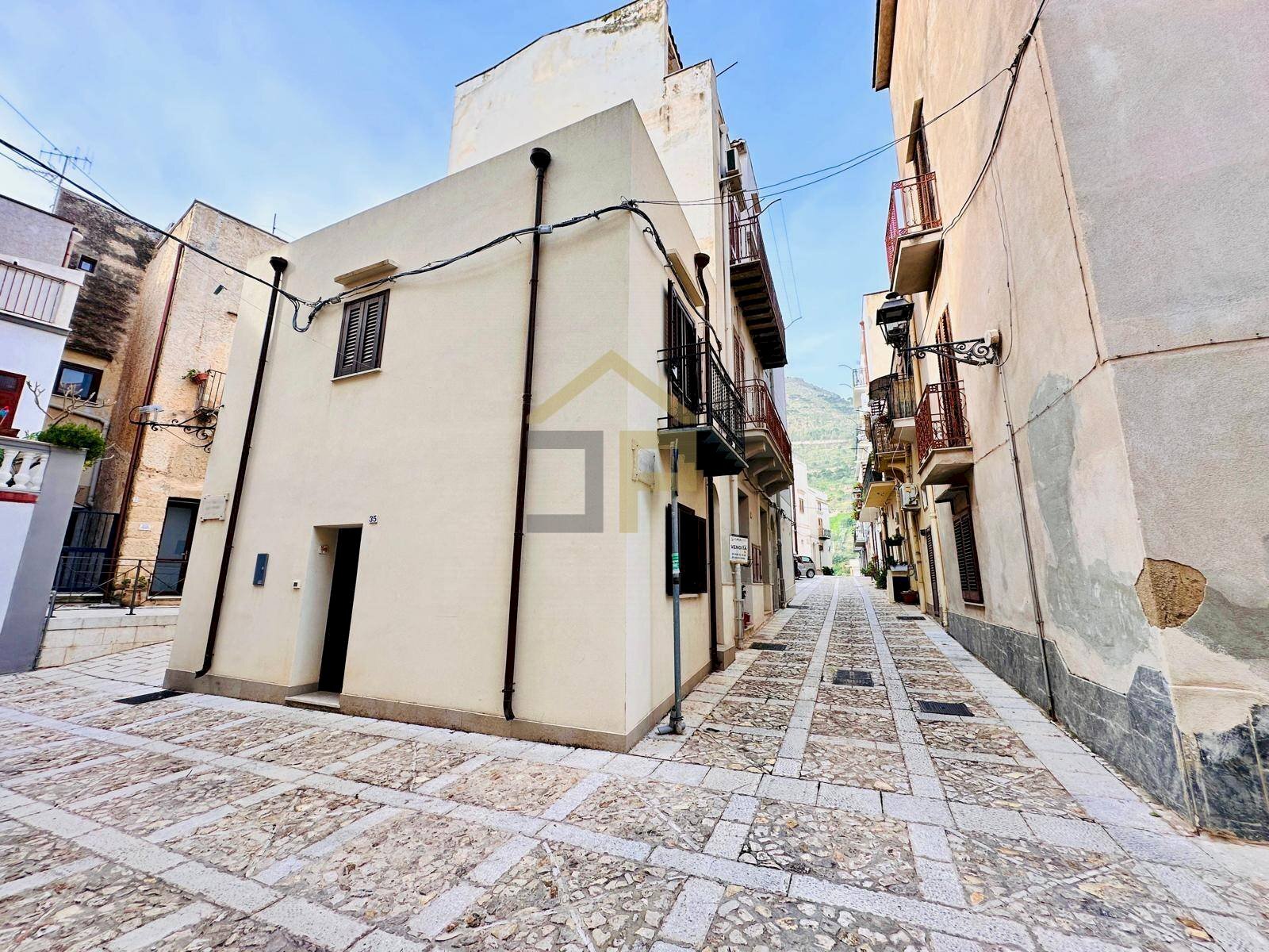 Foto 1 - Casa indipendente Via Costamante
 
35, Castellammare del Golfo - foto 1