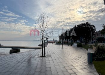 Foto 4 - Quadrilocale LUNGO LAGO CESARE BATTISTI
 
41, Desenzano del Garda - foto 4