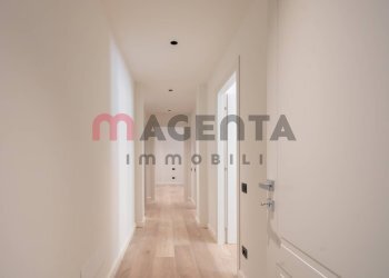 Foto 5 - Quadrilocale LUNGO LAGO CESARE BATTISTI
 
41, Desenzano del Garda - foto 5