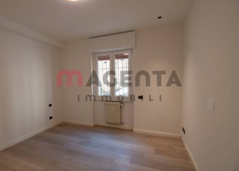 Foto 13 - Quadrilocale LUNGO LAGO CESARE BATTISTI
 
41, Desenzano del Garda - foto 13
