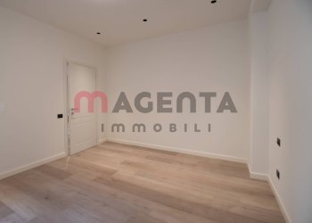 Foto 15 - Quadrilocale LUNGO LAGO CESARE BATTISTI
 
41, Desenzano del Garda - foto 15