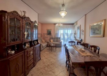 Sala da pranzo - Appartamento viale Parigi
 
11, Frosinone - foto 1