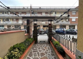 Edificio all\'aperto - Attico via Pozzo San Paolo
 
40, Monte San Giovanni Campano - foto 17