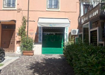 Edificio all\'aperto - Shop via Campidoglio
 
100, Ceprano - photo 2