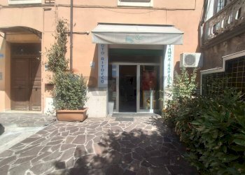 Edificio all\'aperto - Shop via Campidoglio
 
100, Ceprano - photo 4