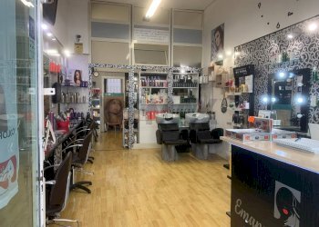 Ufficio - Commercial Activity via Salvator Rosa
 
125, Napoli - photo 2