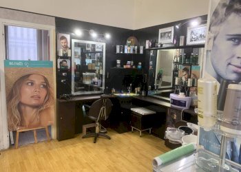 Ufficio - Commercial Activity via Salvator Rosa
 
125, Napoli - photo 4