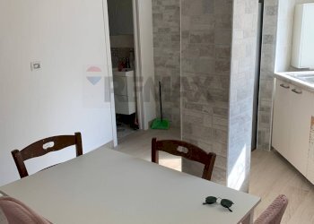 Sala da pranzo - Two-room apartment Rosario Portamedina
 
52, Napoli - photo 5