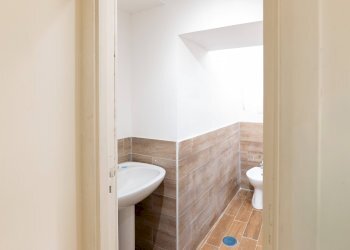 Foto 30 - Apartment Via Cesare Rosaroll
161, Napoli - photo 30