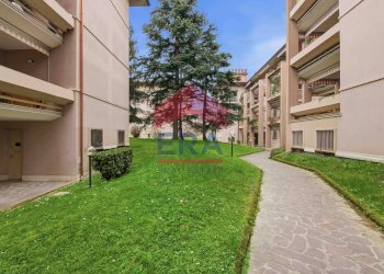 Foto 14 - Three-room apartment Via Ambrogio Cappellini
 
10, Paderno Dugnano - photo 13