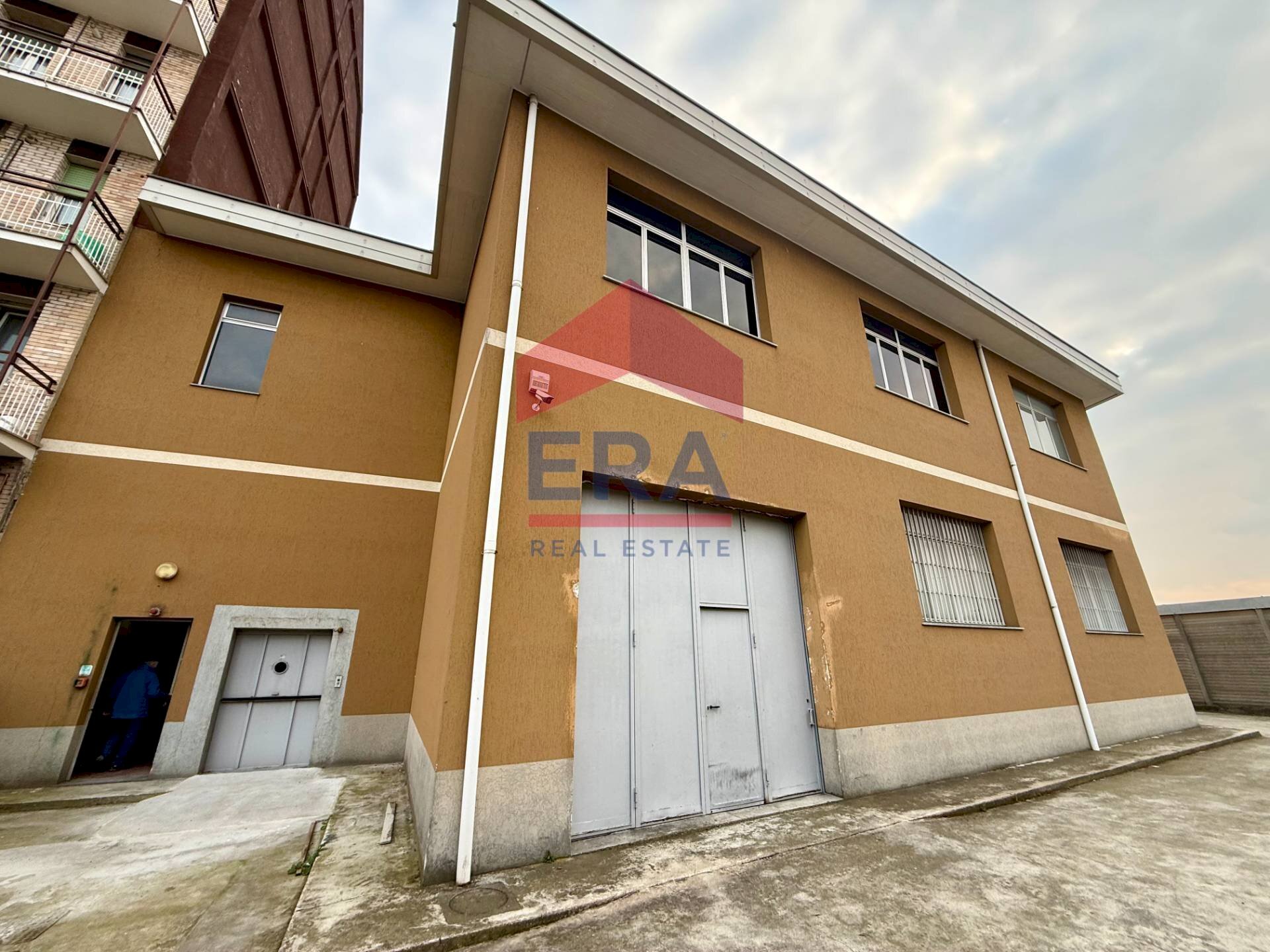 Foto 1 - Capannone Via Aquileia
 
79, Baranzate - foto 1