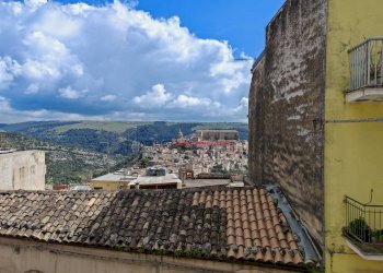 Foto 2 - Casa indipendente corso giuseppe mazzini
 
44, Ragusa - foto 2