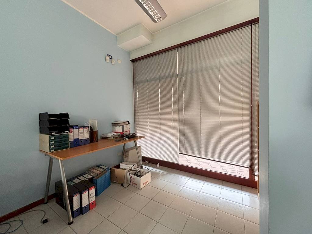 Foto 2 - Commercial Premises Nova Milanese - photo 2