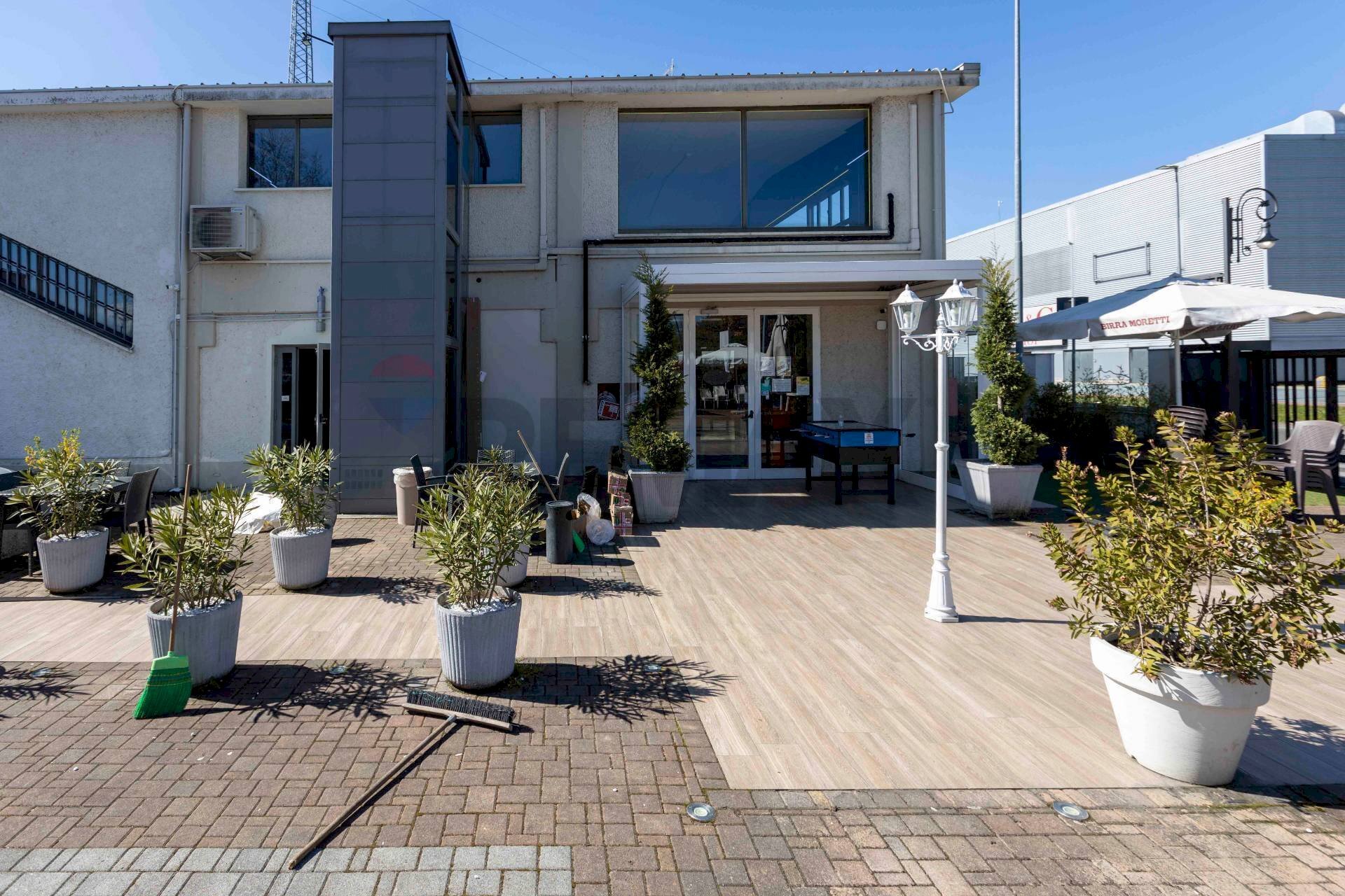 Terrazza - Capannone Via Leone Tolstoj
 
79, San Giuliano Milanese - foto 2