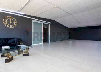 Soggiorno - Capannone Via Leone Tolstoj
 
79, San Giuliano Milanese - foto 4