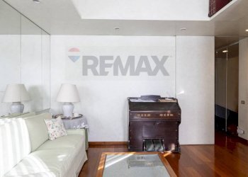 Soggiorno - Villa Viale Corsica, Milano - foto 35