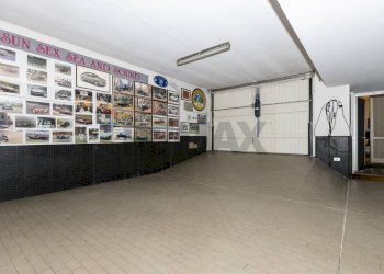 Parcheggio - Villa Viale Corsica, Milano - foto 56