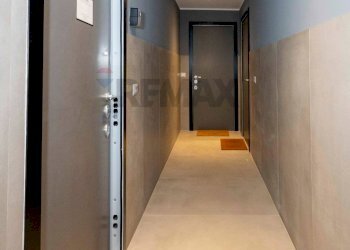 Hall / corridoio - Bilocale Via Felice Casati
 
1/a, Milano - foto 17