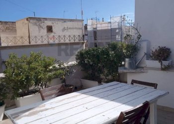 Terrazza - Casa indipendente VICO GABRIELE MOROLA
 
42-44, Trani - foto 11