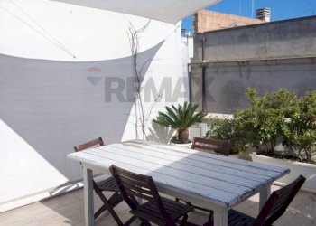 Terrazza - Casa indipendente VICO GABRIELE MOROLA
 
42-44, Trani - foto 12