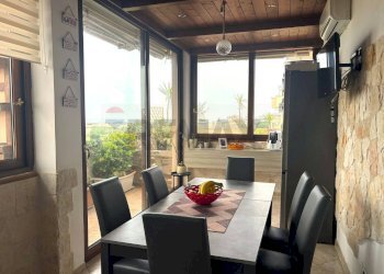 Sala da pranzo - Attico VIA SALVEMINI
 
3, Trani - foto 1