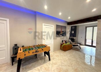 Soggiorno - Attico VIA SALVEMINI
 
3, Trani - foto 7