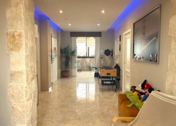 Sala da pranzo - Attico VIA SALVEMINI
 
3, Trani - foto 8