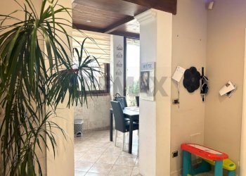 Hall / corridoio - Attico VIA SALVEMINI
 
3, Trani - foto 13