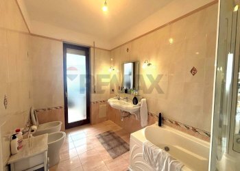 Bagno - Attico VIA SALVEMINI
 
3, Trani - foto 32