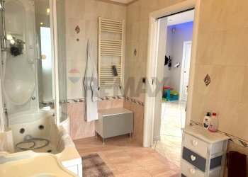 Bagno - Attico VIA SALVEMINI
 
3, Trani - foto 35