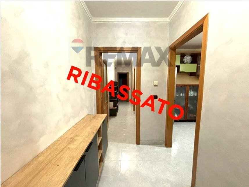 Hall / corridoio - Trilocale VIA CECOSLOVACCHIA
 
7, Trani - foto 1