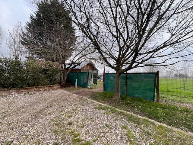 Foto 3 - Locale Commerciale Goito - foto 3